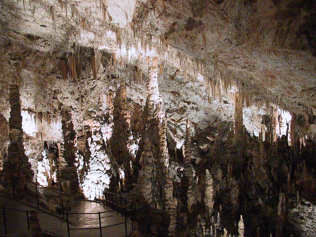 Hotel Chalet Des Grottes Hastière-Lavaux Zewnętrze zdjęcie